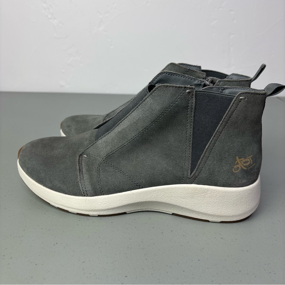 OTBT Sneaker Bootie Women's Gray Zip Closure Bethel 9M Suede Neutral - Picture 4 of 12